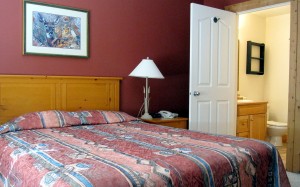 Cornerstone Lodge -Fernie Ski Area Bedroom